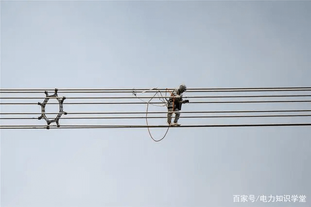 敢在世界最高電壓1100千伏輸電線路帶電作業(yè)，除了中國，還有誰？-陜西茂禎電力工程有限公司